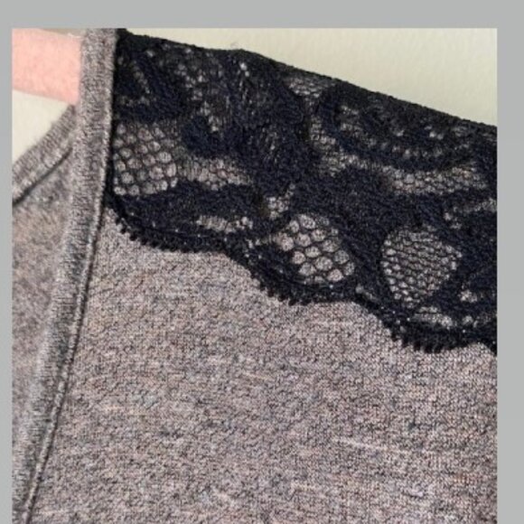 Black Lace Sleeve High Low Tunic - Picture 2 of 3